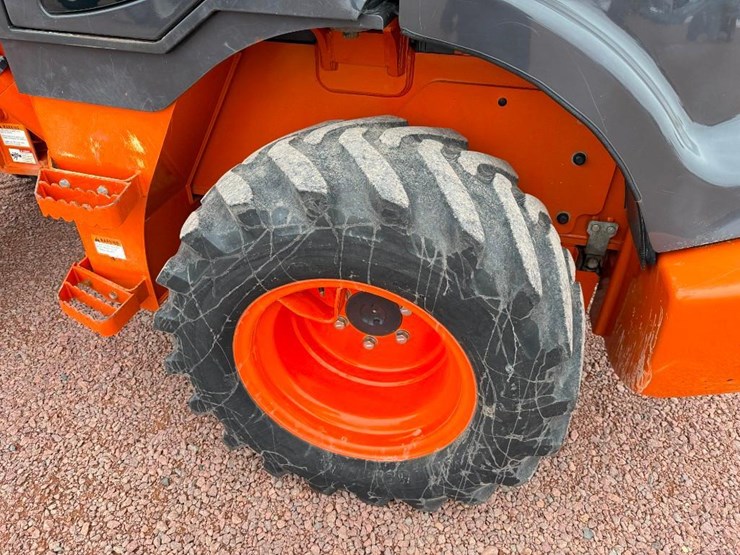 2021-hitachi-zw50-5b-image-7