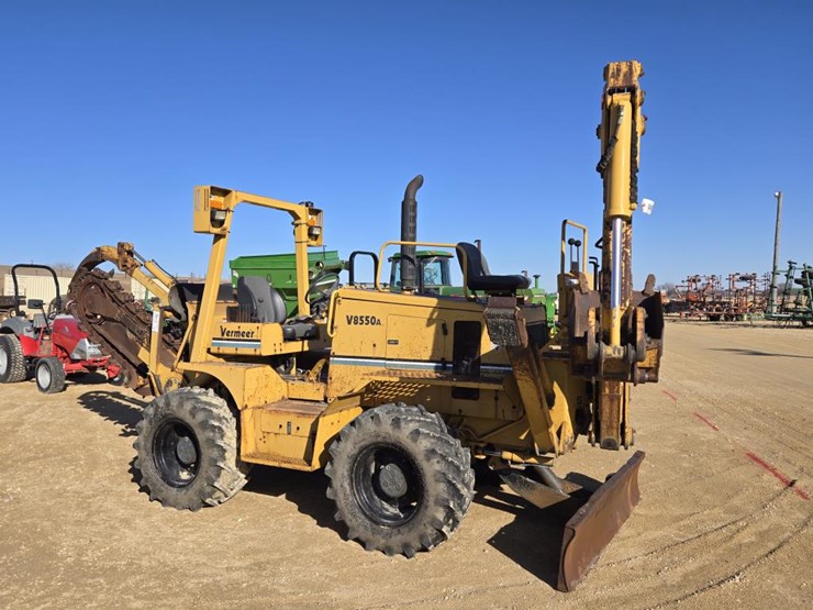 2007-vermeer-v8550a-image-3