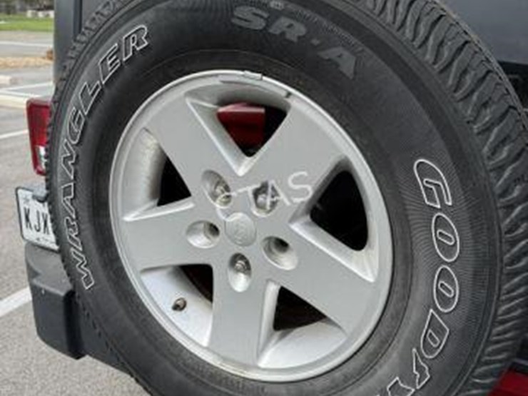 2008-jeep-wrangler-sport-image-7