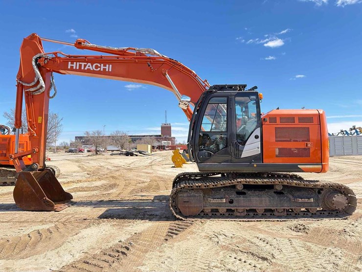 2020-hitachi-zx225usrk-image-1