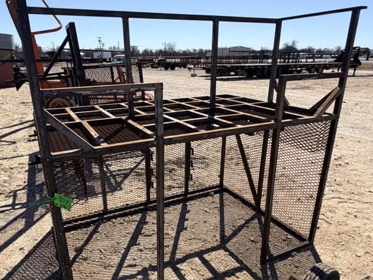 l3---pick-up-hunting-rack-image-1