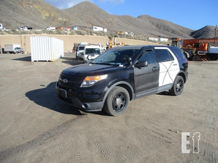 2014-ford-explorer-image-1