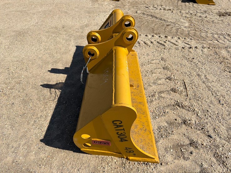 caterpillar-304-image-2