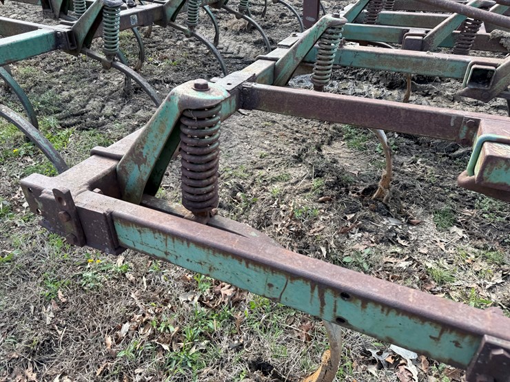 john-deere-17-image-9