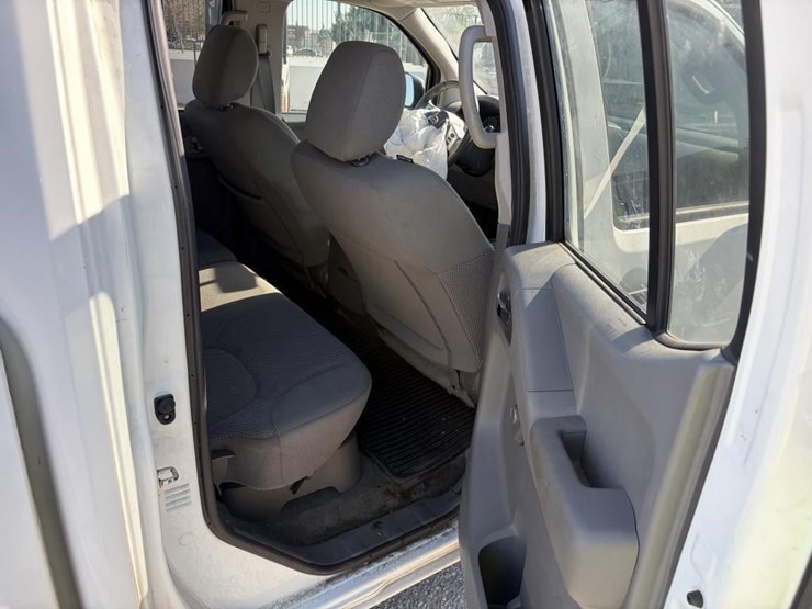 2018-nissan-frontier-image-12