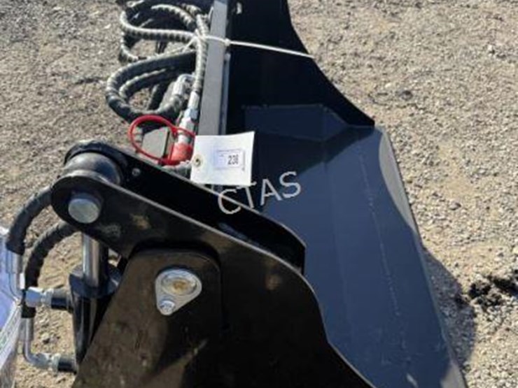 #238-•-mini-skid-steer-4-in-1-bucket-image-2