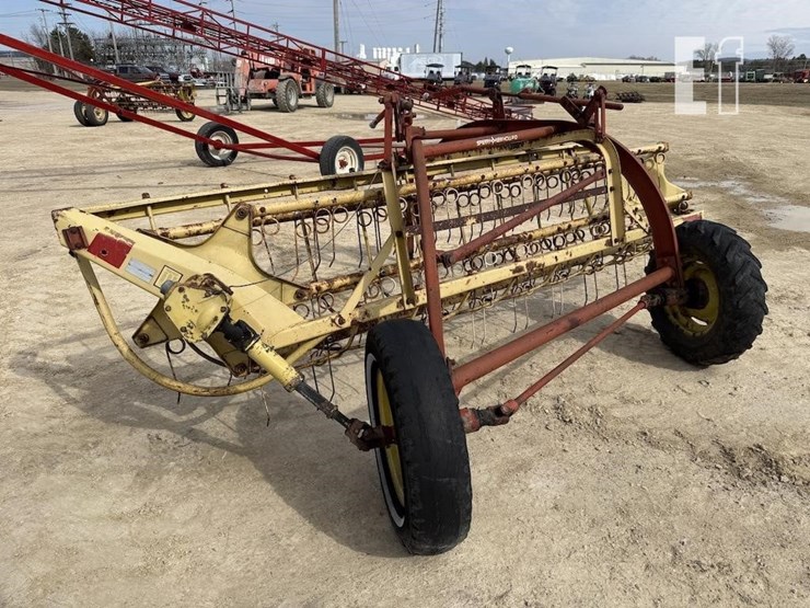 new-holland-256-image-5