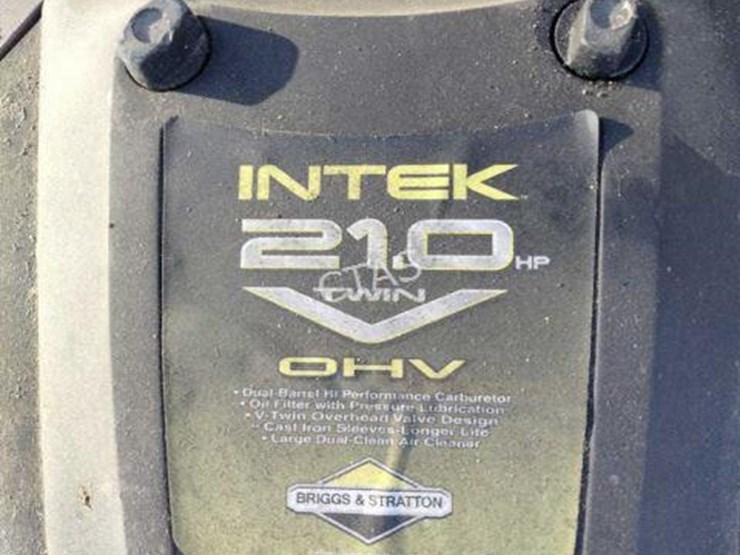 troy-bilt-super-bronco-image-9