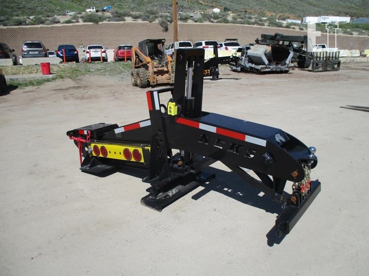 meks-fifth-wheel-wrecker-boom-image-1