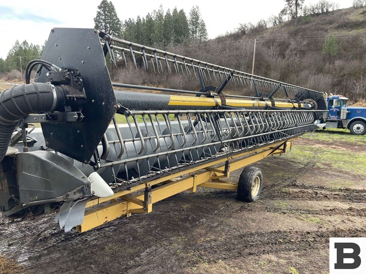 2005-gleaner-r75-image-27