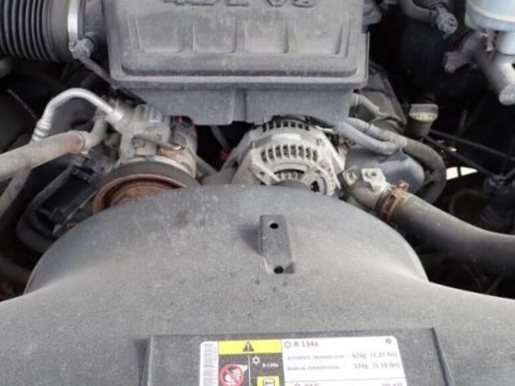 2013-ram-1500-slt-image-35