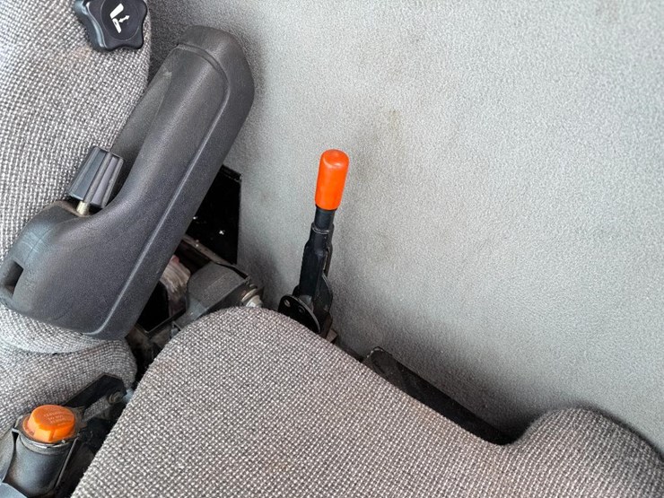 massey-ferguson-8780-image-67