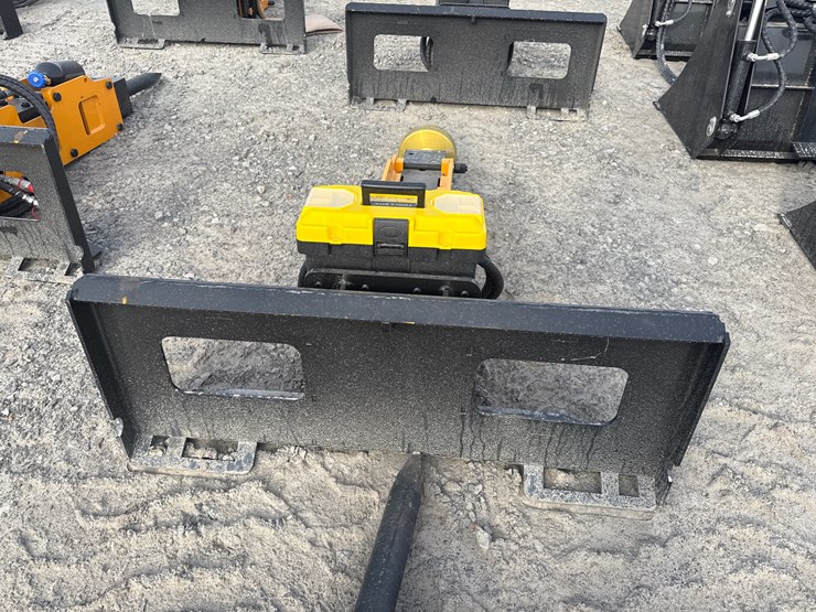 #2081-•-unused-giyi-d680-skid-steer-pile-hammer-dzc680260298-inv#-41986-image-5