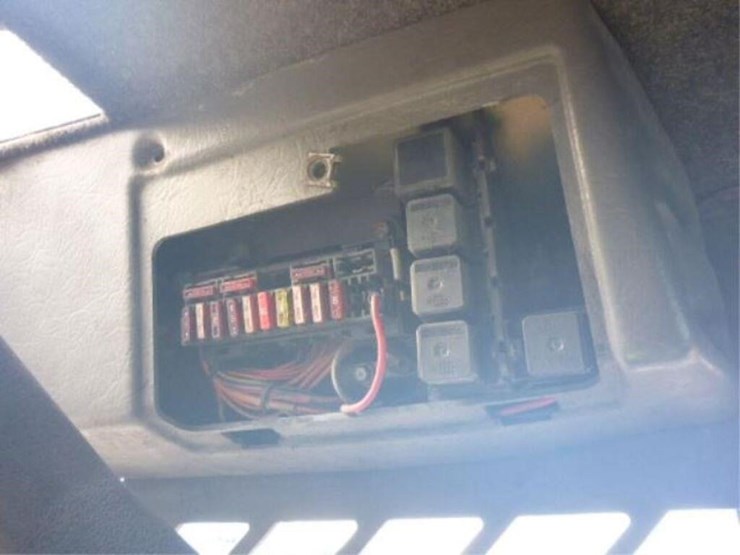 2008-volvo-mc70b-image-19