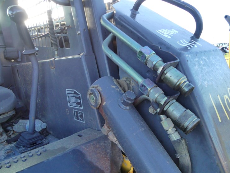 new-holland-l180-image-11