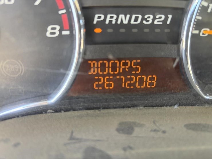 2011-chevrolet-colorado-image-12