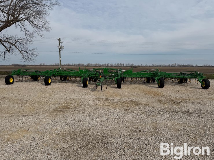 2018-john-deere-2230fh-image-2