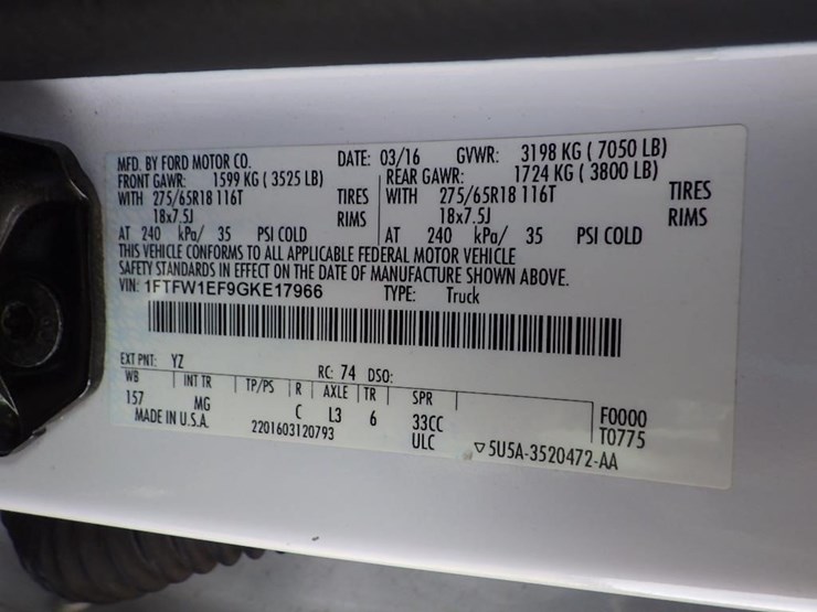 2016-ford-f150-image-39