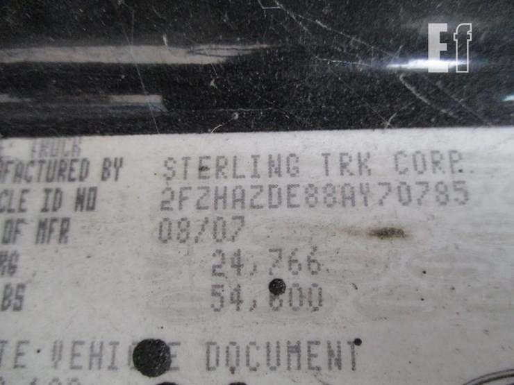 2008-sterling-l9500-image-22