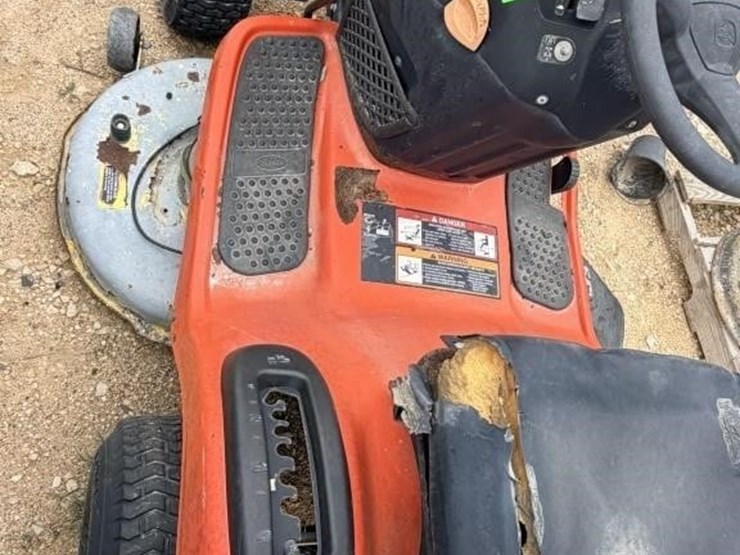 john-deere-17-image-10