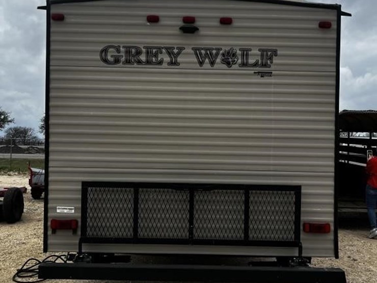 l2--2016-forest-river-travel-trailer-image-6