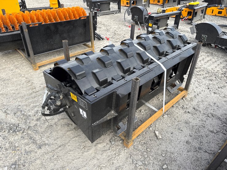 #2069-•-unused-giyi-cw70-skid-steer-compaction-wheel-ktysl260130-inv#-41996-image-1