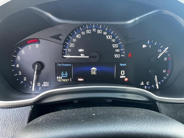 2013-cadillac-srx-image-6