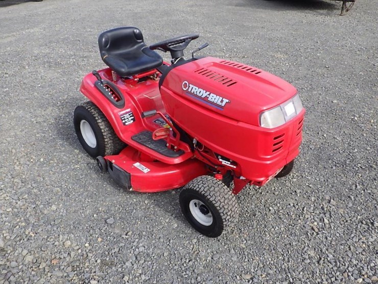 troy-bilt-super-bronco-image-3