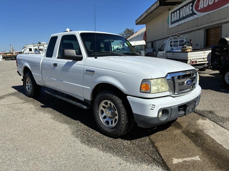 2010-ford-ranger-image-2