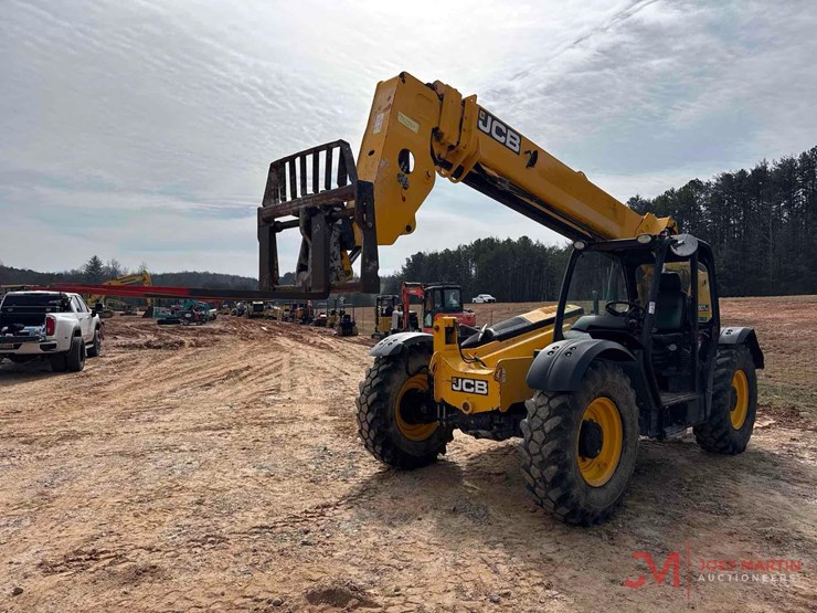 2016-jcb-507-42-image-6