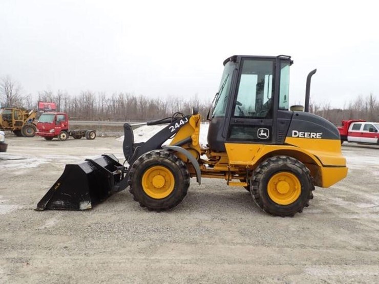 deere-244j-image-8