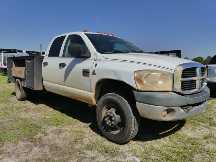 2007-dodge-ram-3500-image-1
