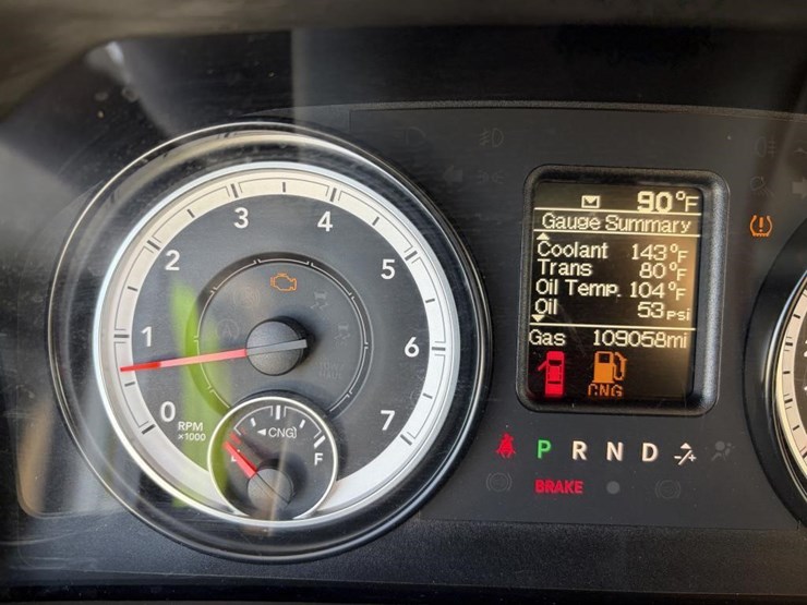 2016-dodge-2500-image-10