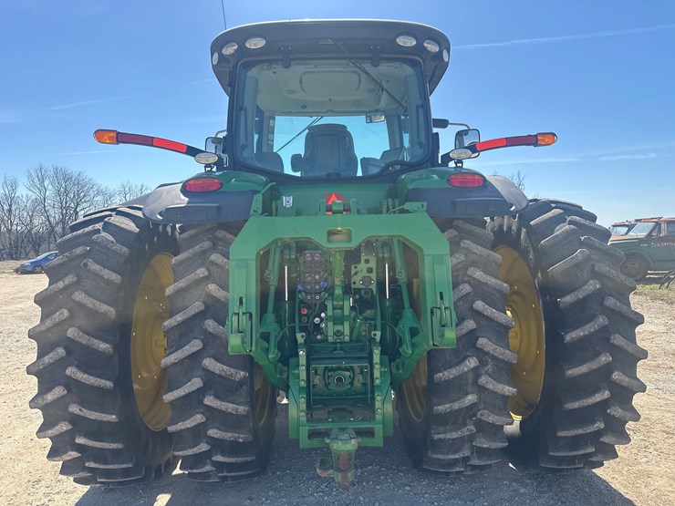 2016-john-deere-8320r-image-17