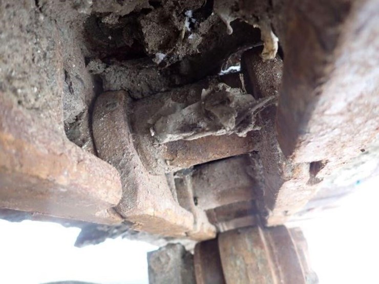 2017-caterpillar-320fl-image-78