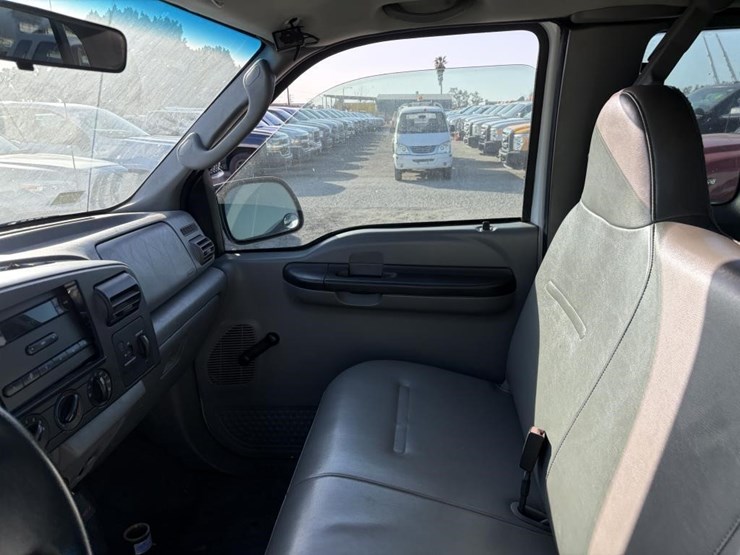 2006-ford-f250-image-14