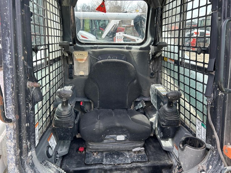 2020-bobcat-s590-image-17