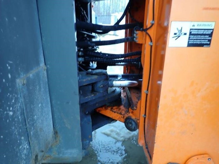 2013-doosan-dl550-3-image-63