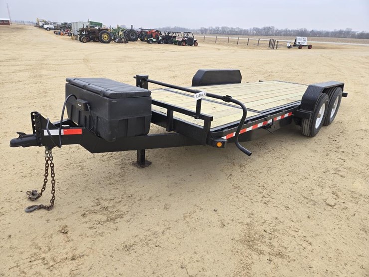 2015-big-tex-car-hauler-image-1