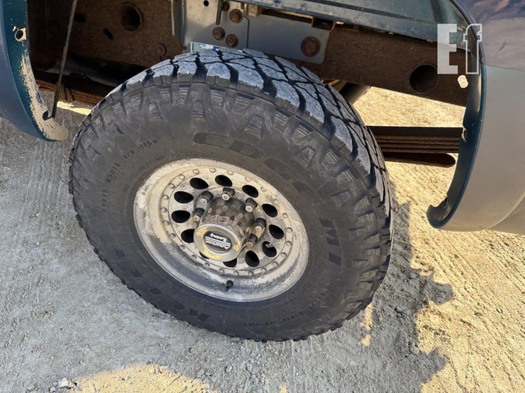 2000-gmc-2500-image-8