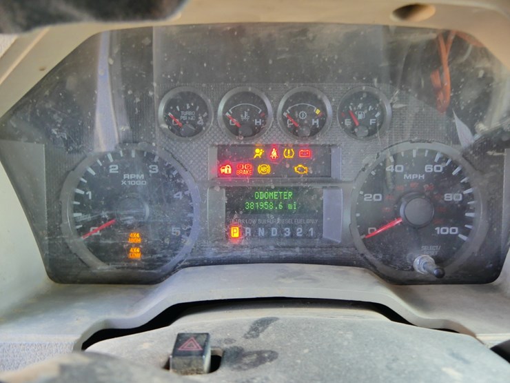 2010-ford-f250-xlt-image-15