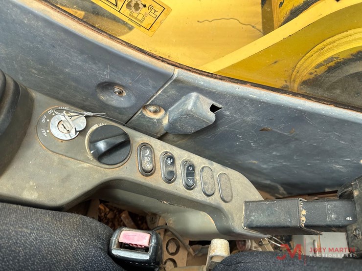 2013-komatsu-pc490-lc-10-image-14