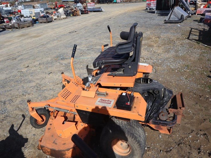 scag-superz-zero-turn-mower-image-5