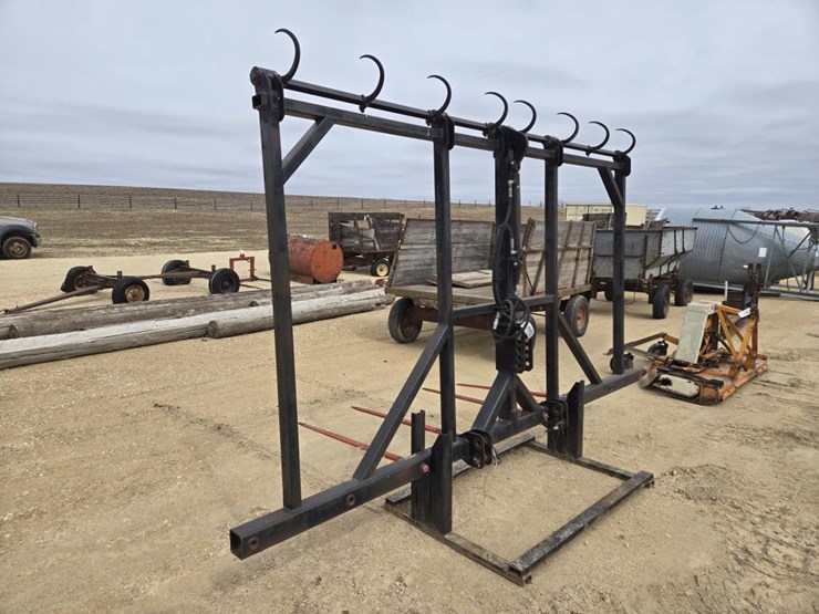 #432-•-3pt-big-square-bale-carrier-image-1