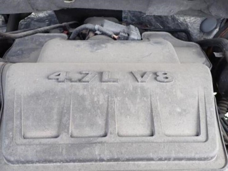 2013-ram-1500-slt-image-32