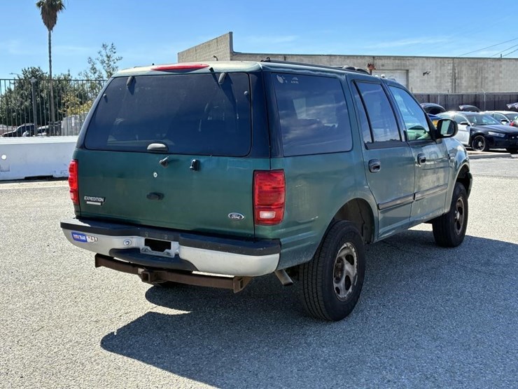 2000-ford-expedition-image-3