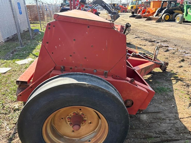 case-ih-5300-image-4