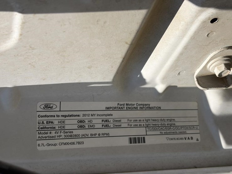 2012-ford-f550-xlt-image-8