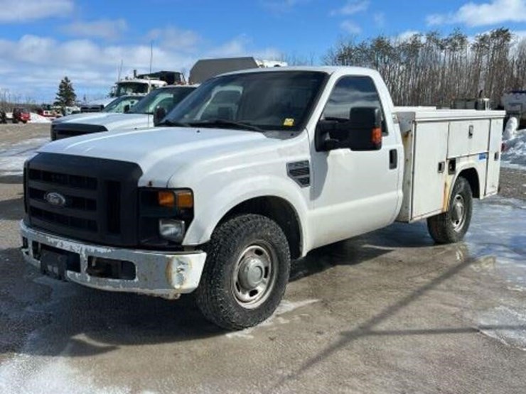 2010-ford-f250-image-1