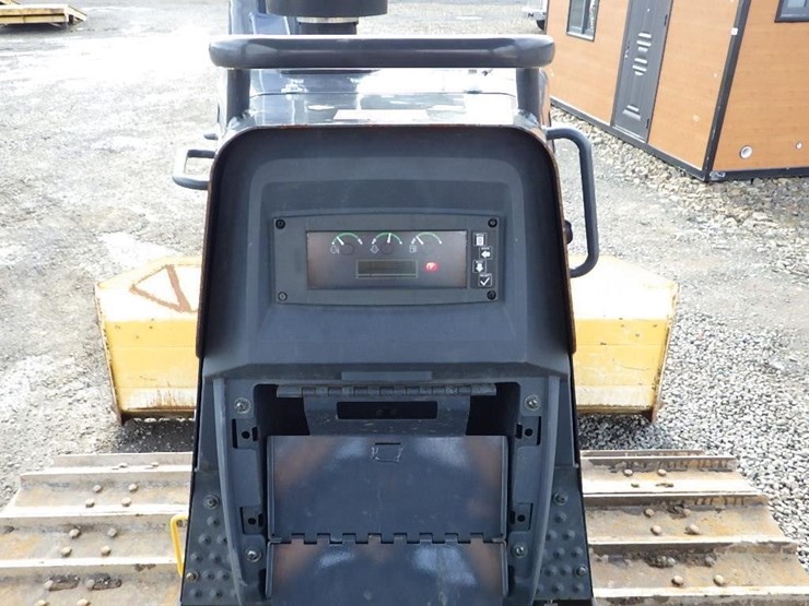 2019-deere-450k-lgp-image-25